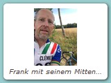 Frank mit seinem Mittendorf Rennrad im Hintergrund